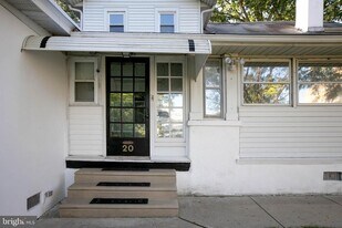 20 E Merchant St in Audubon, NJ - Building Photo