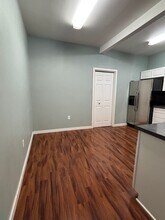 426 4th St NW-Unit -Apt A Main floor in Minot, ND - Building Photo - Building Photo