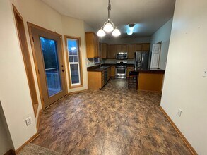 15223 Dupont Path in Apple Valley, MN - Building Photo - Building Photo