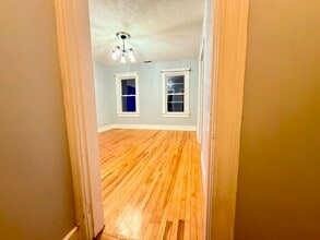 90 Vernon St in Worcester, MA - Foto de edificio - Building Photo