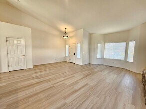 21011 9 Mile Ct in Reno, NV - Building Photo - Building Photo