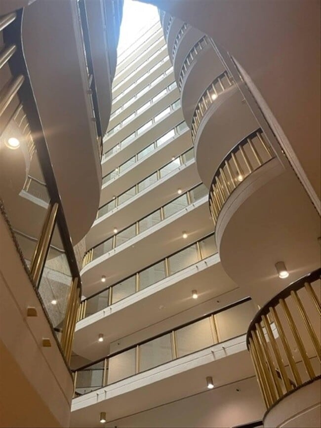 2843 S Bayshore Dr in Miami, FL - Building Photo - Building Photo
