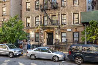 304 W 151st St in New York, NY - Building Photo - Building Photo