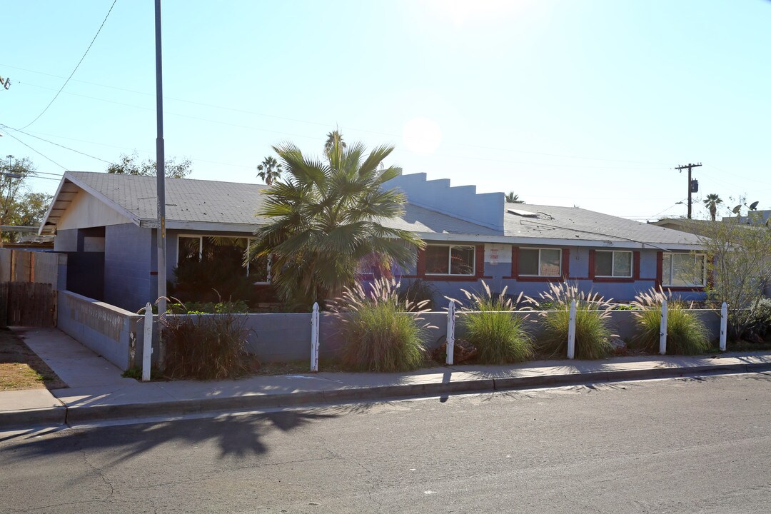 Cameo Village in Phoenix, AZ - Foto de edificio