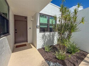 609 Bayport Wy, Unit 609 in Longboat Key, FL - Building Photo - Building Photo