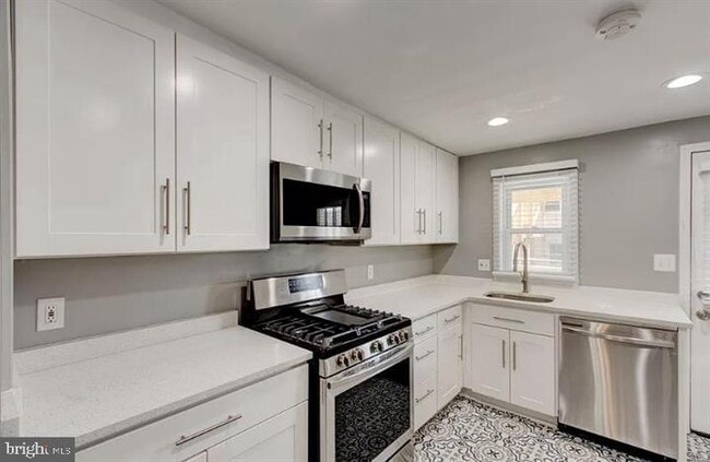 111 Bloomsberry St in Baltimore, MD - Building Photo - Building Photo