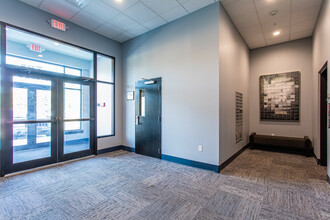 The Tennyson in Williamsville, NY - Building Photo - Lobby