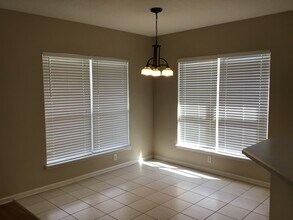 671 Southland Ln in Orange Park, FL - Building Photo - Building Photo