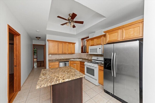 1707 N Fairfield Ave in Chicago, IL - Building Photo - Building Photo
