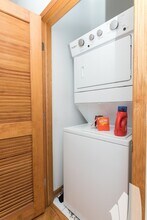 2714 N Wayne Ave, Unit 1 in Chicago, IL - Building Photo - Building Photo