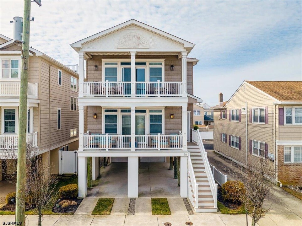 16 S Decatur Ave in Margate City, NJ - Building Photo
