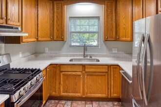 9 Morningside Dr in Savannah, GA - Building Photo - Building Photo