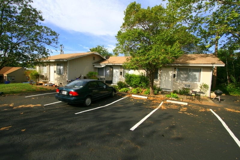 2128-2164 Shasta St in Redding, CA - Building Photo