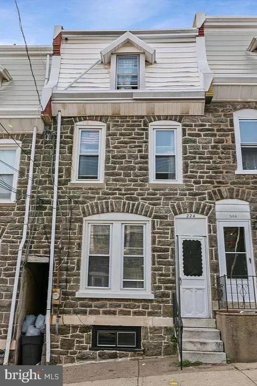 224 Wendover St in Philadelphia, PA - Building Photo - Building Photo