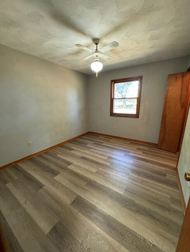 24207 Jefferson Center St in Cassopolis, MI - Building Photo - Building Photo