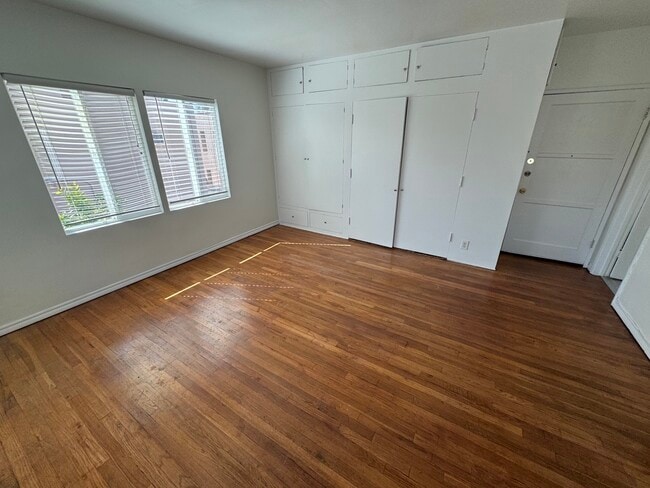 9217 Alcott St, Unit .50 in Los Angeles, CA - Building Photo - Building Photo