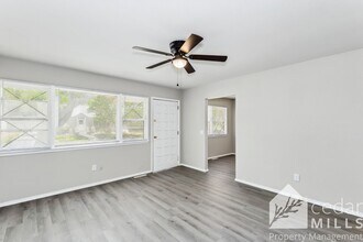 843 Chautauqua in Wichita, KS - Building Photo - Building Photo