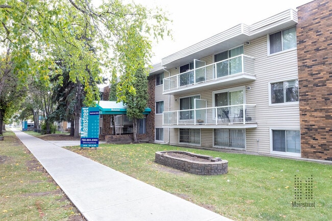 Gilford Apartments in Edmonton, AB - Building Photo - Building Photo