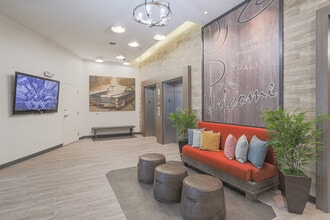 The Flats in Normal, IL - Building Photo - Lobby