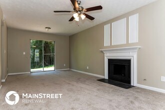 2072 W Morgan's Bluff Ct in Lithonia, GA - Building Photo - Building Photo