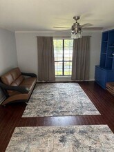 1702 Jennifer Dr in Little Rock, AR - Foto de edificio - Building Photo