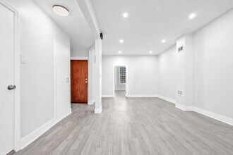 345 E 35th St in Brooklyn, NY - Building Photo - Building Photo