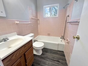 23 Ridgewood St in Kalamazoo, MI - Building Photo - Building Photo