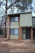 1222 Teakwood Pl in Raleigh, NC - Building Photo - Building Photo