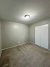 Old Goddard Apartments in Allen Park, MI - Building Photo - Building Photo