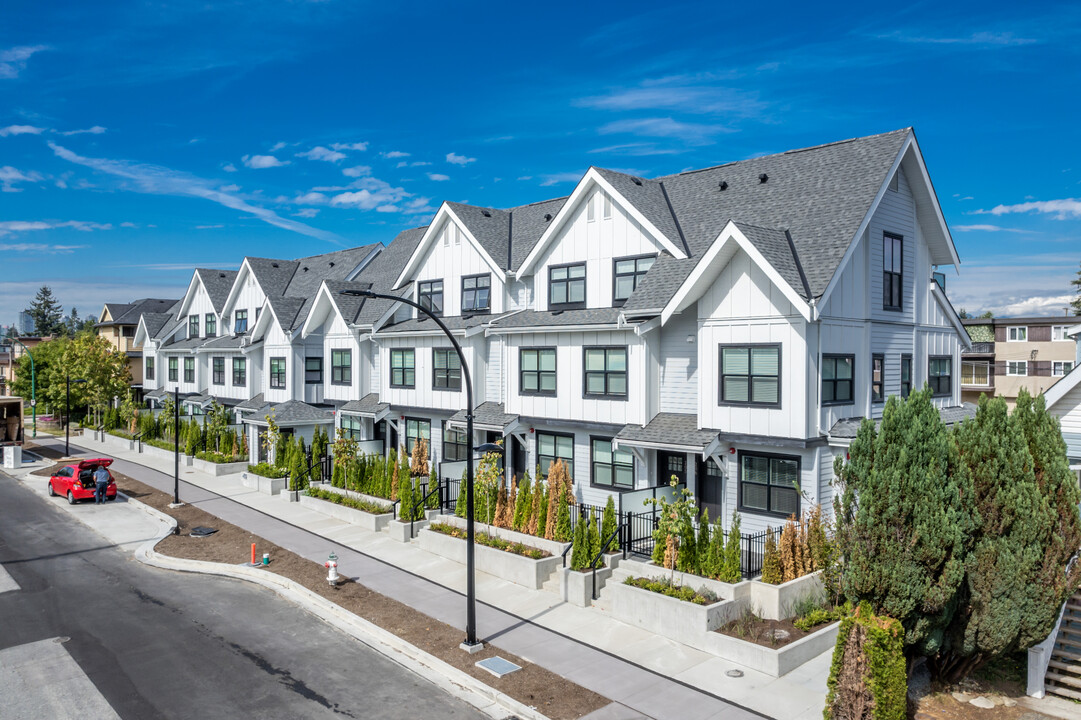 Arcola Townhomes in Burnaby, BC - Building Photo