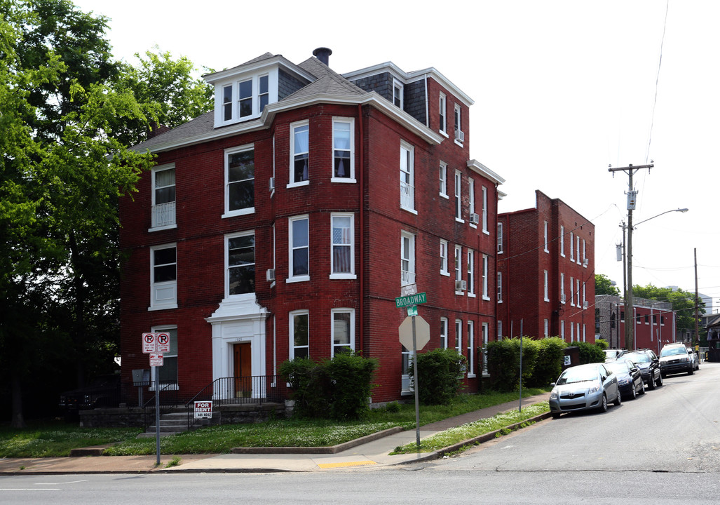 1909 Broadway in Nashville, TN - Foto de edificio