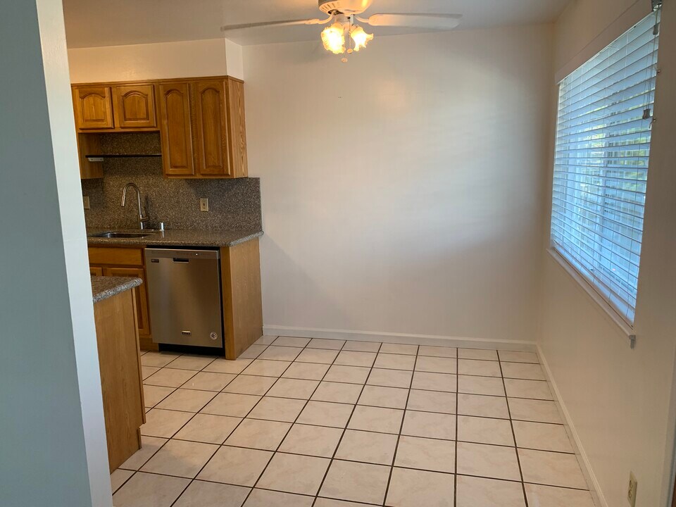 3567 Farm Hill Blvd in Redwood City, CA - Building Photo