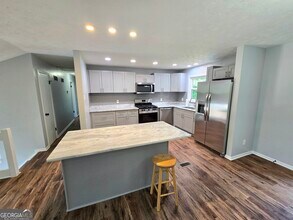 175 Beacon Dr in Fayetteville, GA - Building Photo - Building Photo