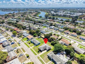 1458 8th St in West Palm Beach, FL - Building Photo - Building Photo