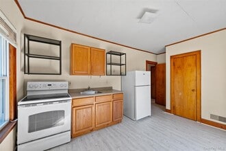 443 Sackett Lake Rd in Monticello, NY - Building Photo - Building Photo