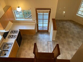 2011 Binns Ct in San Luis Obispo, CA - Building Photo - Building Photo