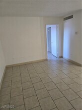 818 S 7th St in Las Vegas, NV - Building Photo - Building Photo