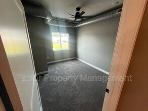 960 N 3rd St in St. Peter, MN - Building Photo - Building Photo