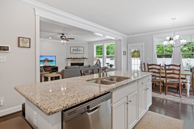 4805 Regal Ct in Chesapeake, VA - Building Photo - Building Photo