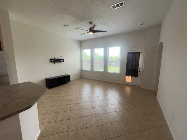 property at 3443 Rainshore Dr