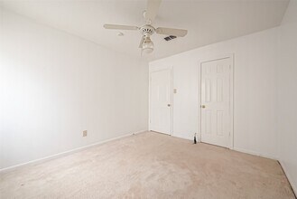 14818 La Rana Dr in Houston, TX - Foto de edificio - Building Photo