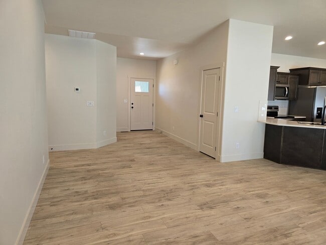 102 Centennial Ct in Kimberly, ID - Building Photo - Building Photo