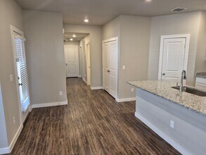 501 E 21st St in Wolfforth, TX - Building Photo - Building Photo