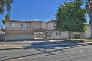 12939 Oaks Ave Apartments