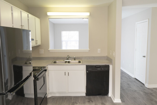 Bracey Square in Sumter, SC - Building Photo - Building Photo