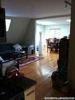 10 Evergreen Ave, Unit 3 in Somerville, MA - Building Photo