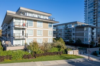 The Pavillion at Victoria Hill in New Westminster, BC - Building Photo - Building Photo