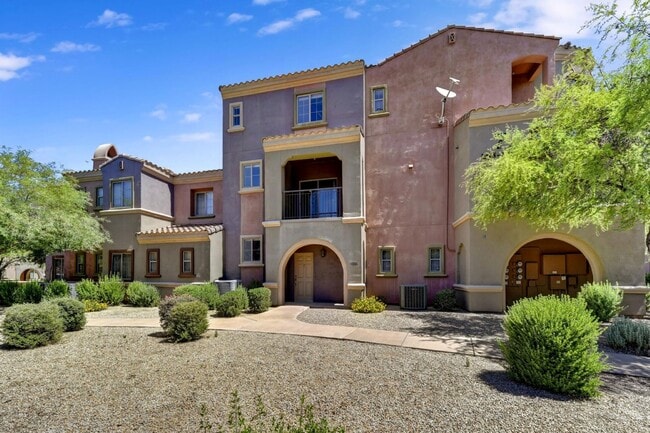 3935 E Rough Rider Rd in Phoenix, AZ - Building Photo - Building Photo
