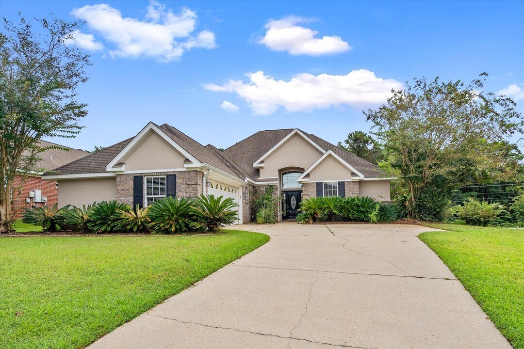 3931 Bradford Ct in Mobile, AL - Building Photo