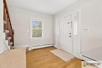 21 Heathcote Brook Rd in Kingston, NJ - Building Photo - Building Photo